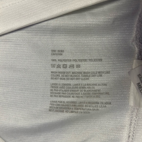 Kyrie Irving Celtics #11 jersey Fanatics Adult size Medium - Picture 5 of 5